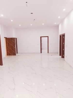 Room in 3 BHK Apartment at ABA Coco County, Sector 10 Greater Noida – for Rent