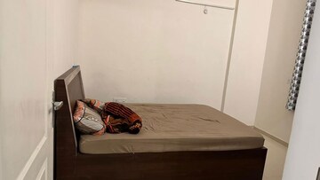Bedroom in 3 BHK Apartment at Omaxe The Palace, Gomti Nagar – for Rent