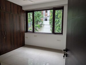 Room in 4 BHK Builder Floor at Greater Kailash ii – for Rent