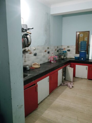 Kitchen in 2 BHK Builder Floor at Chinhat – for Rent