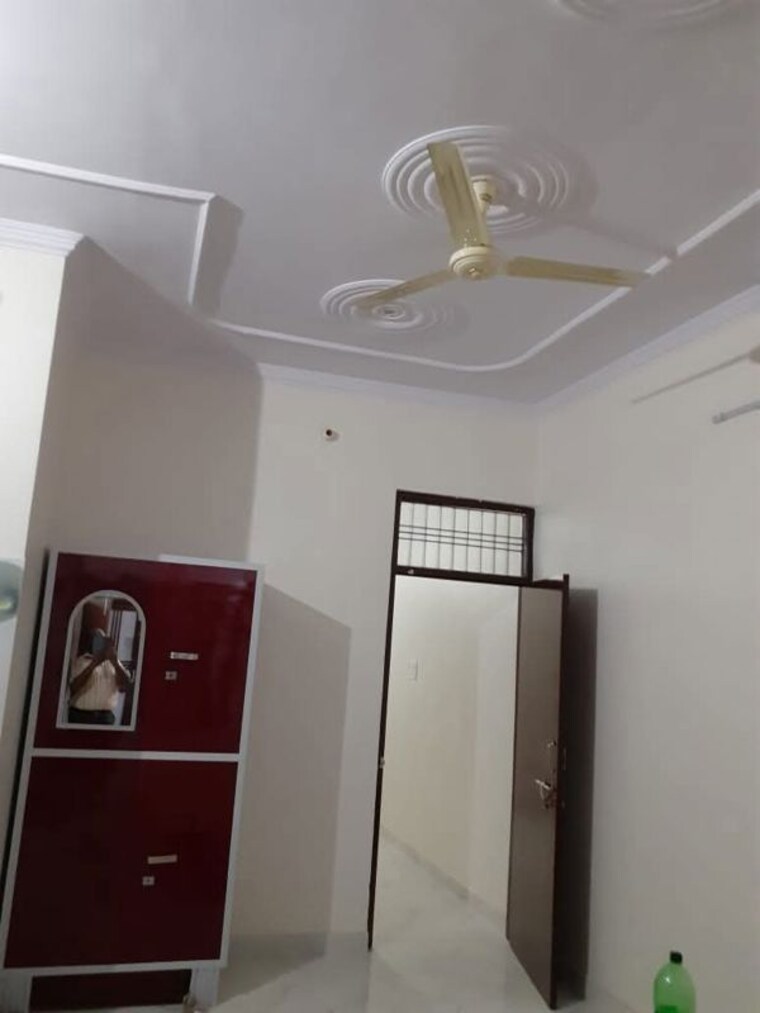 undefined, hazratganj 2 Bedroom 1000 Sq.Ft. Builder Floor In Hazratganj Lucknow 10027645