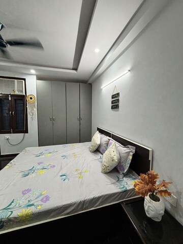 Bedroom in 1 RK Builder Floor at The Grand, Sector 52 – for Rent