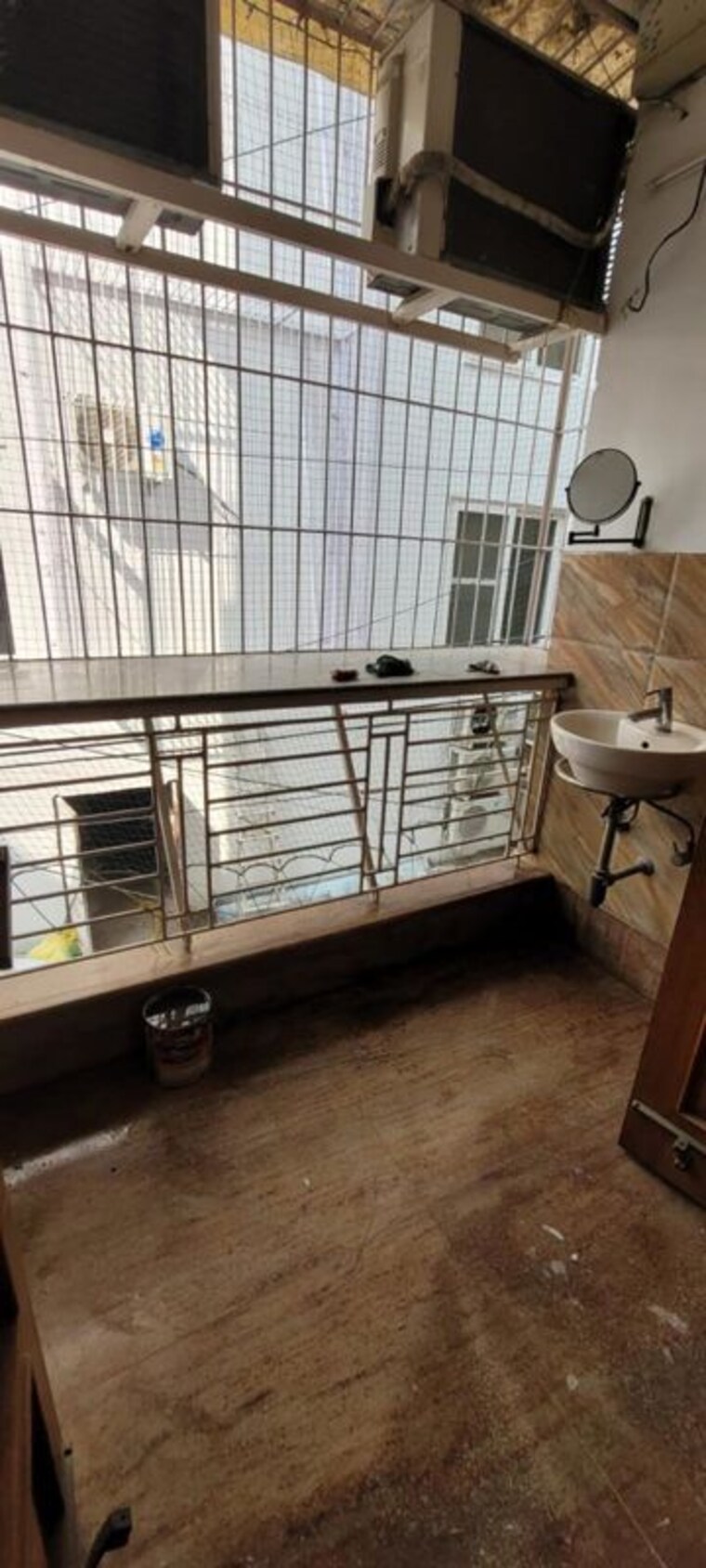 Balcony, chittaranjan park 3 Bedroom 1400 Sq.Ft. Builder Floor In Chittaranjan Park Delhi 10027815