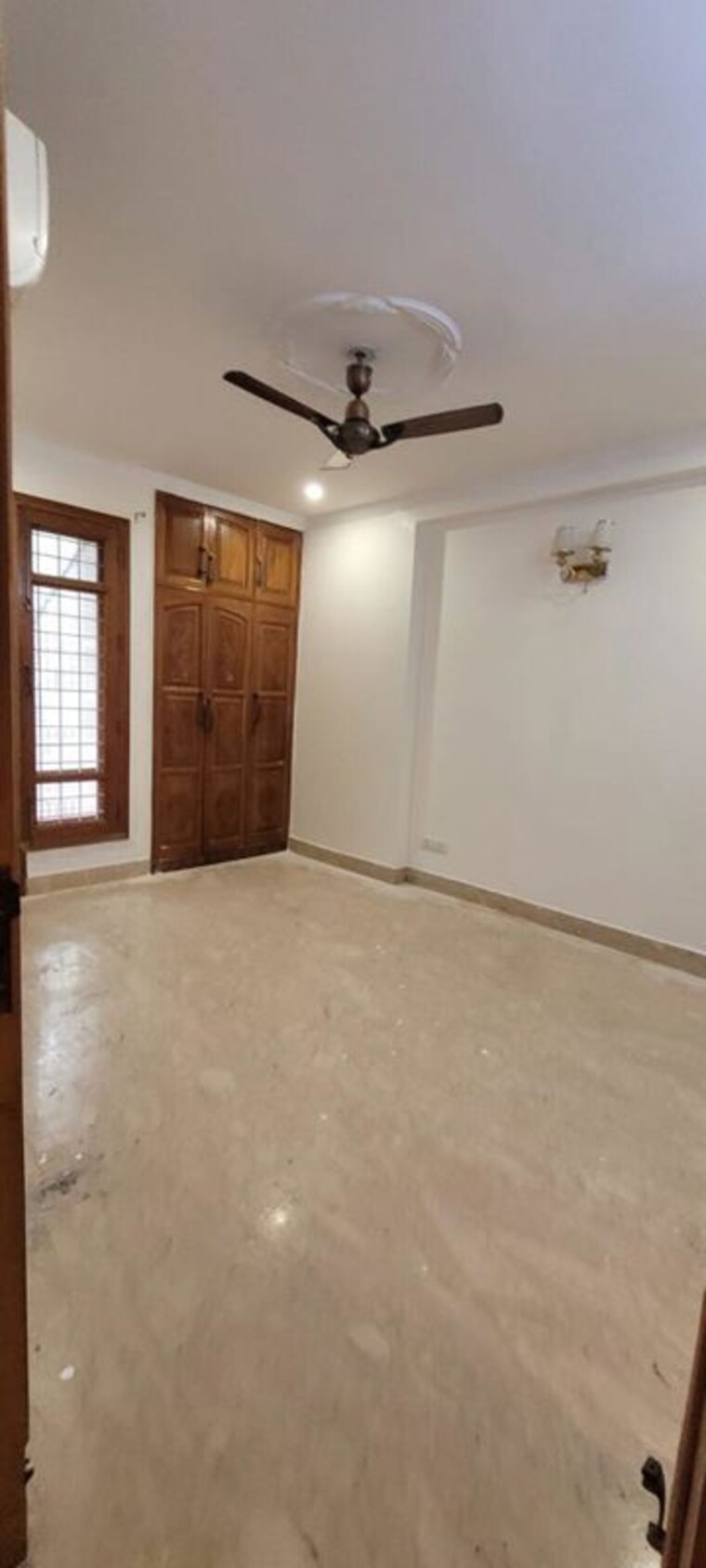 Room, chittaranjan park 3 Bedroom 1400 Sq.Ft. Builder Floor In Chittaranjan Park Delhi 10027815