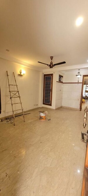 3 BHK Builder Floor For Rent in Chittaranjan Park