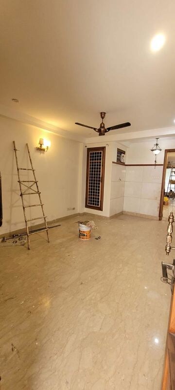 3 BHK Builder Floor For Rent in Chittaranjan Park