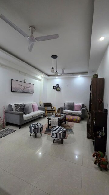 Living Room in 3 BHK Builder Floor at Indrapuram – for Rent