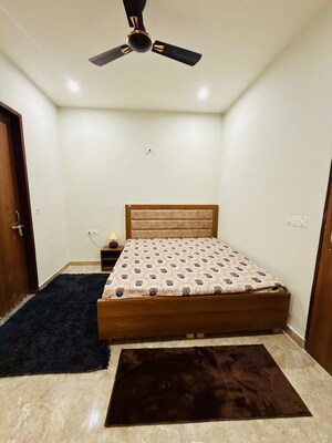 Bedroom in 1 BHK Builder Floor at Ardee Mall, Sector 52 – for Rent