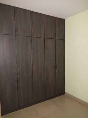 Room in 2 BHK Apartment at Mahaveer Varna, Whitefield – for Rent