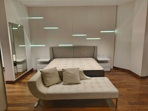 Team Area in 3 BHK Apartment at Prestige Four Seasons, Ashok Nagar – for Rent