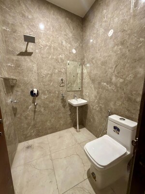 Bathroom in 2 BHK Builder Floor at Ardee City, Sector 52 – for Rent