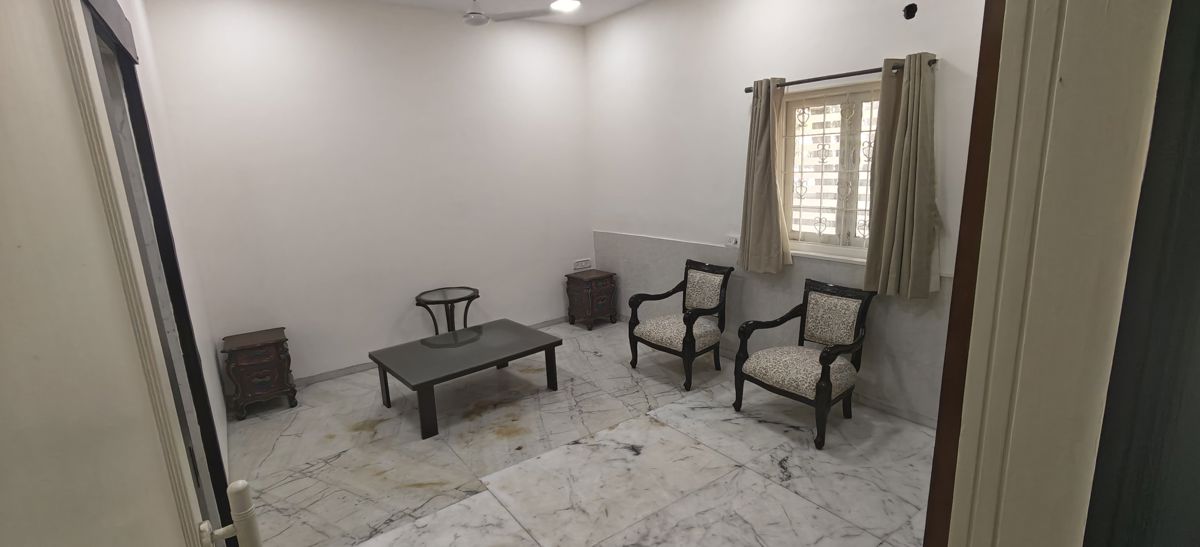 1 BHK + Pooja Room,Study Room,Extra Room Apartment For Rent in Vinod Villa Worli