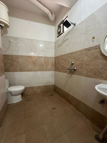 Bathroom in 2 BHK Builder Floor at The Galaxy Hotel, Sector 15 – for Rent