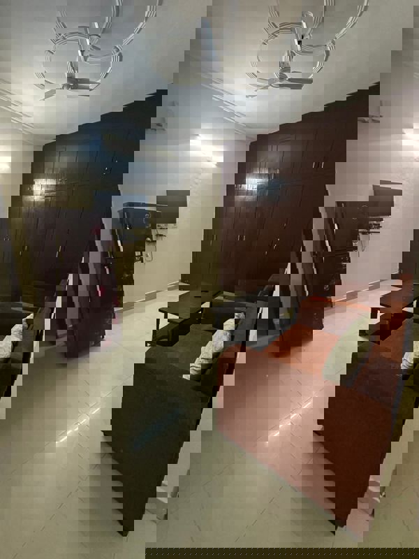 2 BHK 1100 Sq.Ft. Builder Floor in The Galaxy Hotel