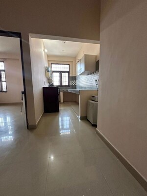 Building Lobby in 2 BHK Builder Floor at Vijay Ratan Vihar, Sector 15 – for Rent
