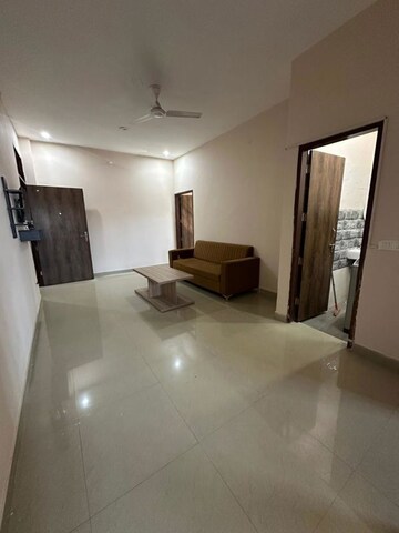 2 BHK Builder Floor For Rent in Vijay Ratan Vihar, Sector 15