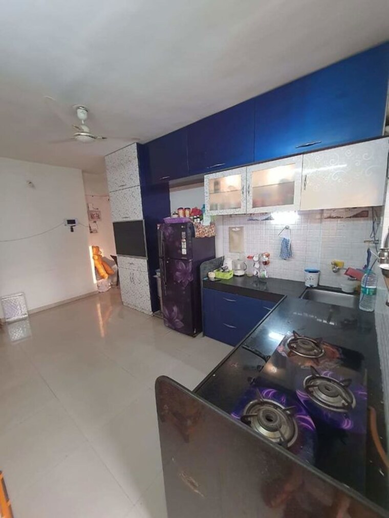  Parking, gund-and-pethe-life-square 2 Bedroom 1072 Sq.Ft. Apartment In Lohgaon Pune 10027855