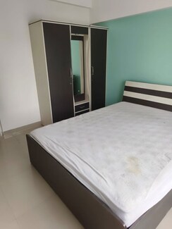 2 BHK + Pooja Room,Servant Room,Extra Room Apartment For Rent in Kumar Primavera