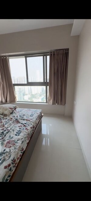 Bedroom in 2 BHK Apartment at Kalpataru Paramount, Kapur Bawdi – for Rent