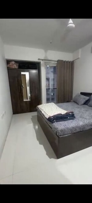 Bedroom in 2 BHK Apartment at Sheth Avalon, Laxmi Nagar – for Rent