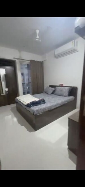 Bedroom in 2 BHK Apartment at Sheth Avalon, Laxmi Nagar – for Rent
