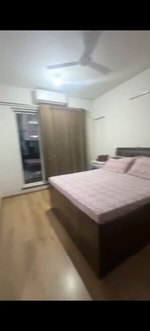 Bedroom in 2 BHK Apartment at Sheth Avalon, Laxmi Nagar – for Rent