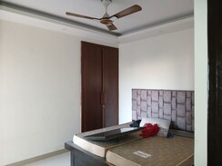 2 BHK Apartment For Rent in JM Florence