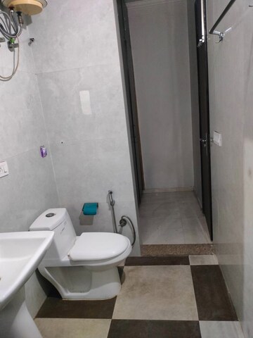 Bathroom in 2 BHK Builder Floor at Uday Arden 45, Sector 45 – for Rent