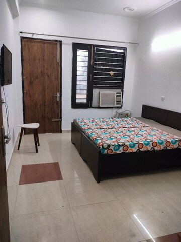 Bedroom in 2 BHK Builder Floor at Uday Arden 45, Sector 45 – for Rent
