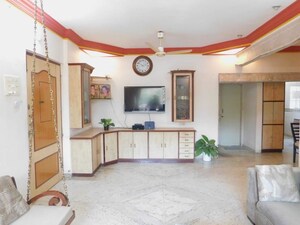 Living Room in 1 BHK Apartment at Vile Parle Mahaveer, Vile Parle West – for Rent