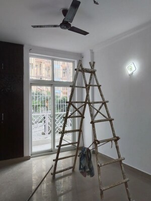 Staircase in 3 BHK Apartment at Nirala Eden Park, Sector 50 – for Rent