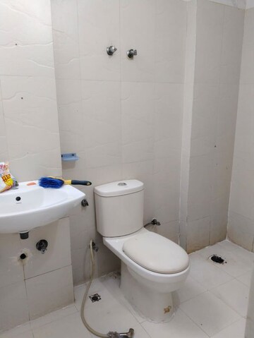 Bathroom in 3 BHK Apartment at Nirala Eden Park, Sector 50 – for Rent