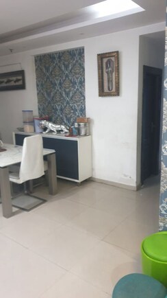 3 BHK + Servant Room Apartment For Rent in Sunworld Vanalika