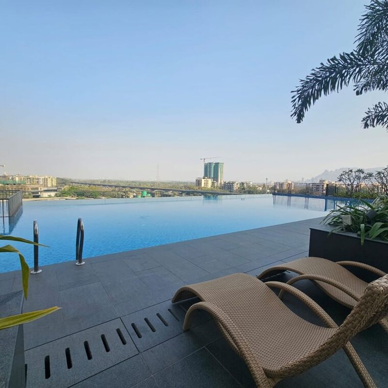 Swimming Pool, thane west Pg For Boys In Thane West 10027962