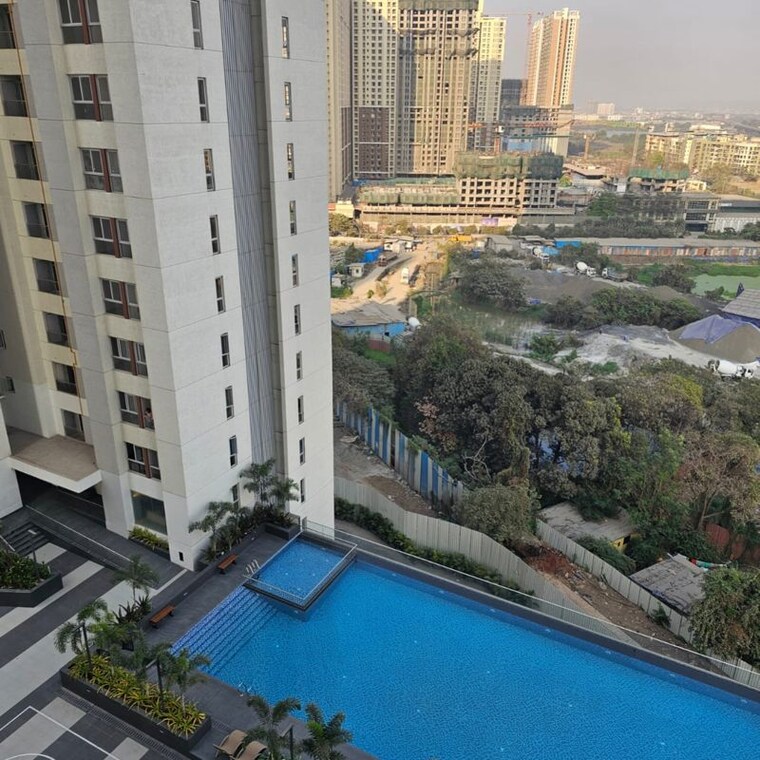 Swimming Pool, thane west Pg For Boys In Thane West 10027962