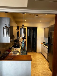 3 BHK + Pooja Room Apartment For Rent in Rustomjee Paramount