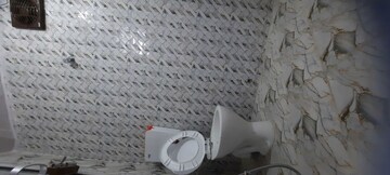 Bathroom in Studio Independent House at Adarsh Nagar – for Rent