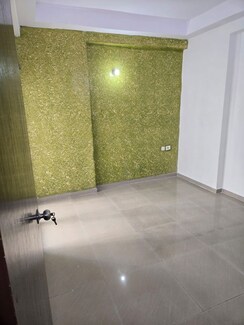 3 BHK + Extra Room Apartment For Rent in Jm Orchid