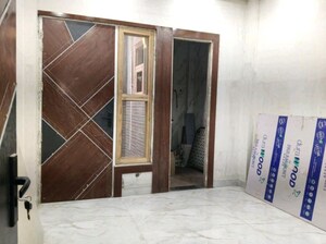 Room in 4 BHK Independent House at Wave City, Wave City – for Sale