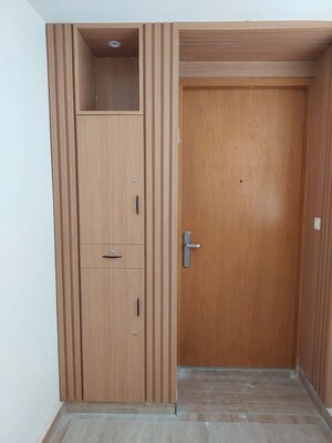 Furnished Amenities in 2 BHK Apartment at Chitrapuri Colony, Manikonda – for Rent