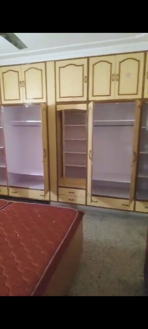 Bedroom in 3 BHK Apartment at Sector 68 – for Rent