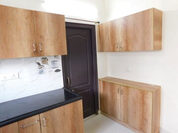 Furnished Amenities in 2 BHK Builder Floor at Kondapur – for Rent