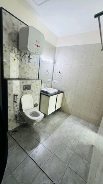 Bathroom in 4 BHK Apartment at Uchdpl Veridia Oakwood Enclave, Wave City – for Rent