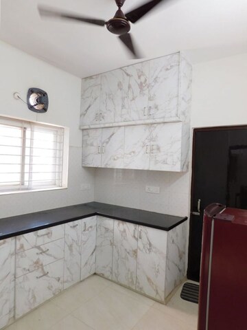 Bedroom in 3 BHK Builder Floor at Kondapur – for Rent