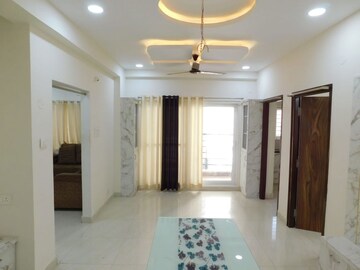 Room in 3 BHK Builder Floor at Kondapur – for Rent