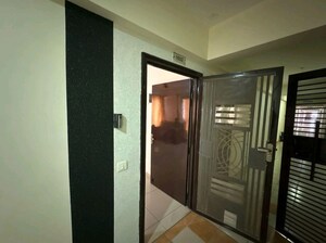 1 BHK Apartment – Entrance View at Wave Dream Homes, Wave City - for Rent
