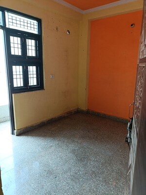 Room in 6+ BHK Independent House at New Ashok Nagar – for Sale