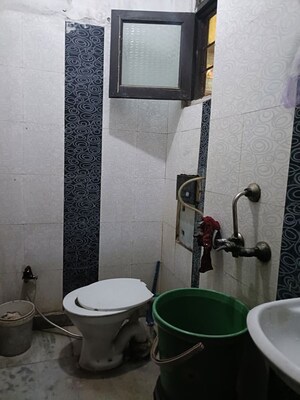 Bathroom in 1.5 BHK Builder Floor at New Ashok Nagar – for Sale