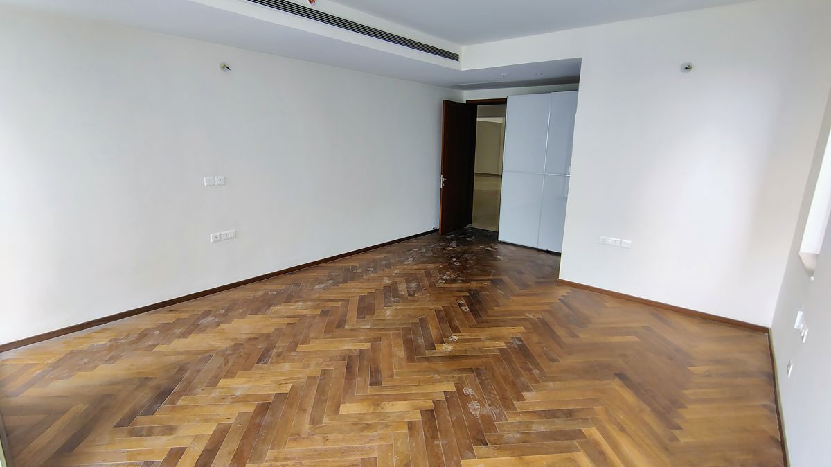 4 BHK + Servant Room,Study Room 4211 Sq.Ft. Apartment in Prestige White Meadows