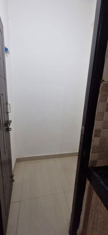 Balcony in 2 BHK Builder Floor at Kondapur – for Rent